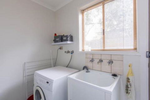 PERFECT On PYMBLE AVE - Port Augusta Accommodation 4