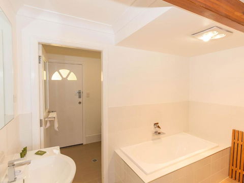 Kestrels Rest 1 / 116 Gippsland Street - Port Augusta Accommodation 2