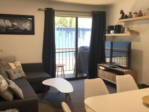Lake N Snow 4 - Port Augusta Accommodation 4