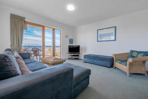 Emerald Shores Unit 6 8 Orvieto Terrace Kings Beach - Port Augusta Accommodation 6