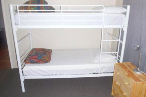 Andorra 1 - Port Augusta Accommodation 3