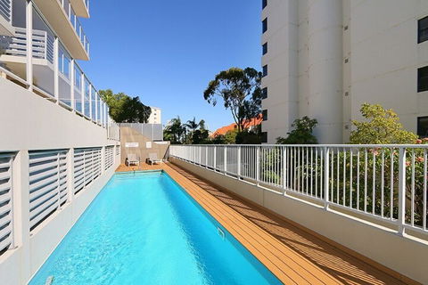 Stunning Two-storey Apartment In Perth's CBD - Port Augusta Accommodation 5