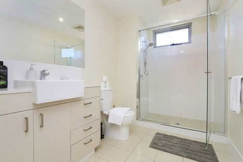 Stunning Two-storey Apartment In Perth's CBD - Port Augusta Accommodation 7