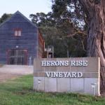 Herons Rise Vineyard Accommodation - Port Augusta Accommodation 0