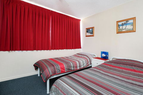 Eastbourne U6 80 Esplanade. Golden Beach - Port Augusta Accommodation 5