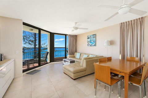 Eastbourne U6 80 Esplanade. Golden Beach - Port Augusta Accommodation 1
