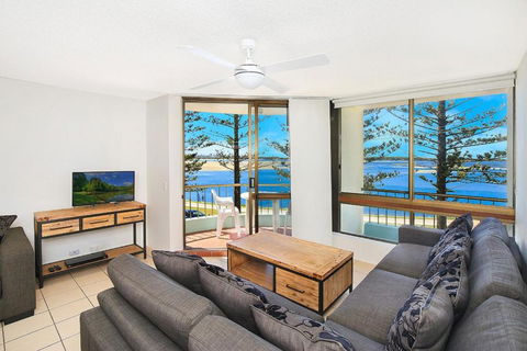 Eastbourne U4 80 Esplanade Golden Beach - Port Augusta Accommodation 1