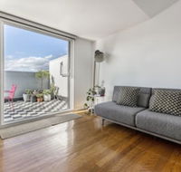 Fabulous Fitzroy Converted Warehouse - Port Augusta Accommodation