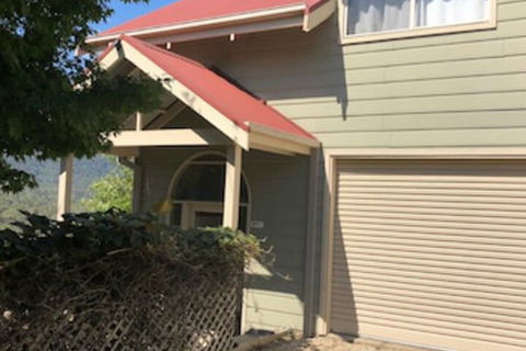Alpine Stag Lodge Unit 1 - Port Augusta Accommodation 0