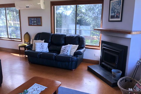 Maleny Mountain Retreat - Port Augusta Accommodation 6