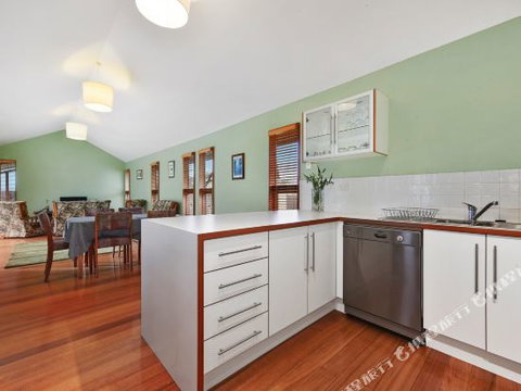 Family Friendly Weatherboard Cottage - Port Augusta Accommodation 0