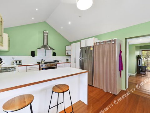 Family Friendly Weatherboard Cottage - Port Augusta Accommodation 4