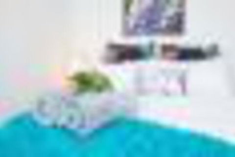 GUSTAVs THE KISS 2Bed Brisbane CBD Netflix - Port Augusta Accommodation 4