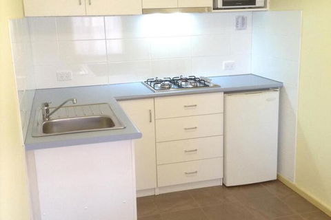 Daydream Apartments - Port Augusta Accommodation 4
