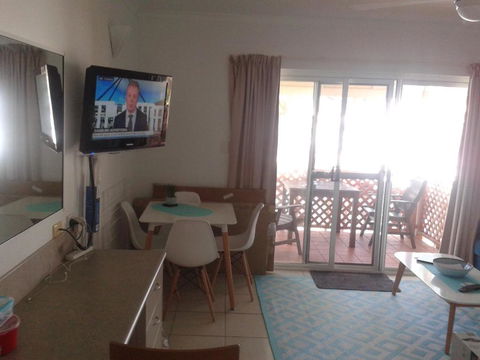 Apartment In Dolphin Heads Resort - Port Augusta Accommodation 2