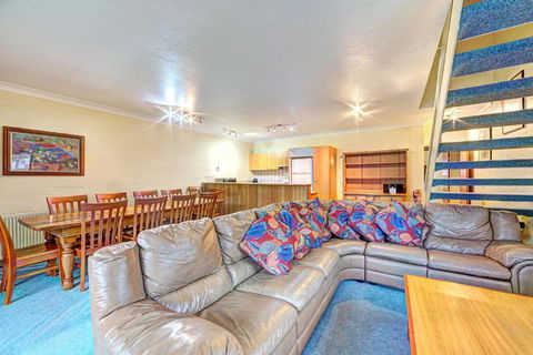 Snow Ski Apartments 41 - Port Augusta Accommodation 3