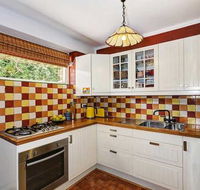 Central Bohemian Studio - Port Augusta Accommodation