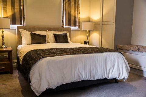 Simmers Serviced Apartments - Port Augusta Accommodation 3