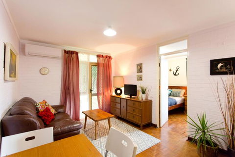 The Local Fremantle Apartment - Port Augusta Accommodation 2
