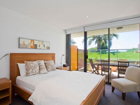 LORNE CHALET APARTMENT 10 Ask About Midweek Deals - Port Augusta Accommodation 6
