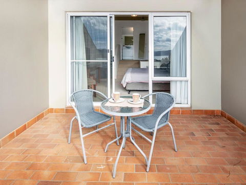 Cascades 18 / 3 Kurrajong Street - Port Augusta Accommodation 2