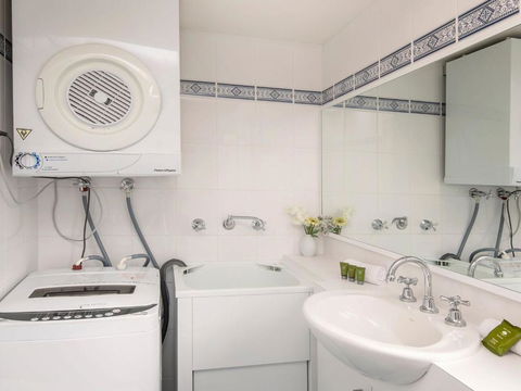 Cascades 18 / 3 Kurrajong Street - Port Augusta Accommodation 1