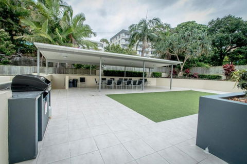 Seabourn Unit 102 56 Lower Gay Tce Caloundra - Port Augusta Accommodation 4