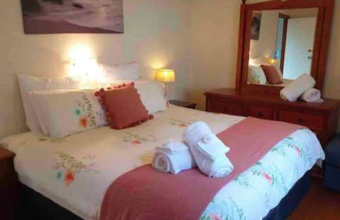RYE Rock N Roll & Roadsters Are Coming To Town - Port Augusta Accommodation 4