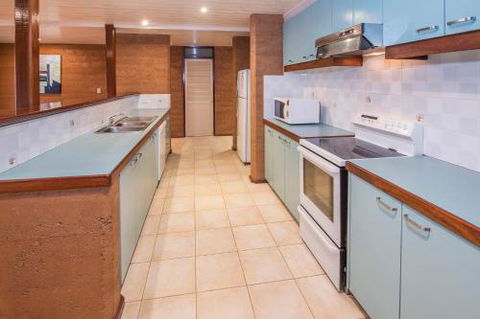 Ultramarine - Port Augusta Accommodation 6