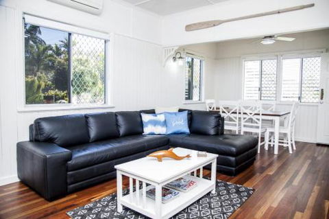 Urangan Harbour Cottage - Port Augusta Accommodation 0