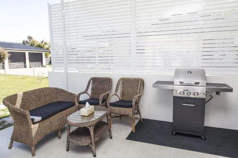 Urangan Harbour Cottage - Port Augusta Accommodation 3