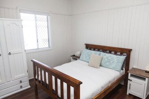 Urangan Harbour Cottage - Port Augusta Accommodation 2