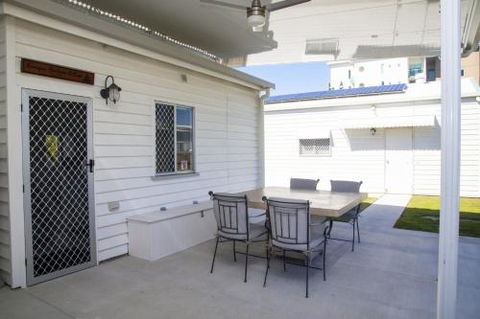 Urangan Harbour Cottage - Port Augusta Accommodation 5