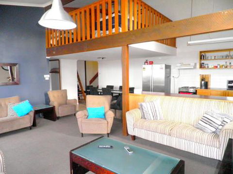 Bogong 1 - Port Augusta Accommodation 0