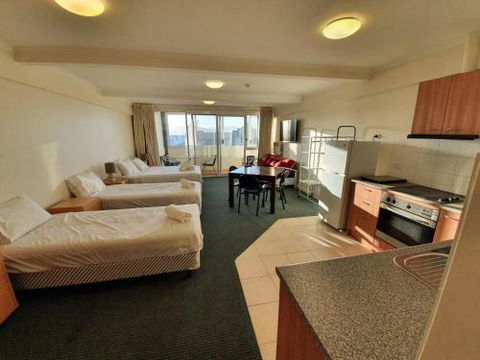 19 Lakeview Plaza - Port Augusta Accommodation 3