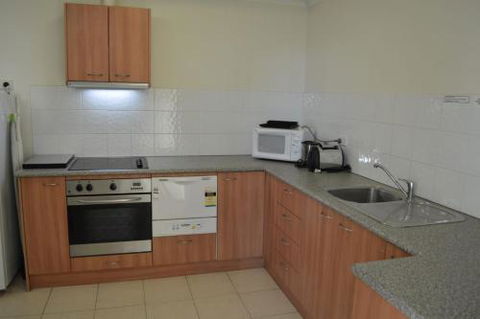 18 Lakeview Plaza - Port Augusta Accommodation 2