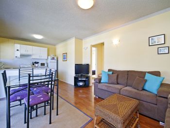 Shoal Towers Unit 5 / 11 Shoal Bay Road - Port Augusta Accommodation 5