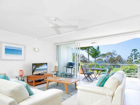 R & W Noosa Holidays 2 25 Allambi Rise - Port Augusta Accommodation 3