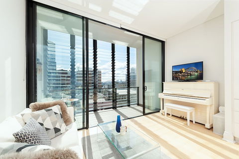Stunning Potts Point Apartment - Port Augusta Accommodation 3