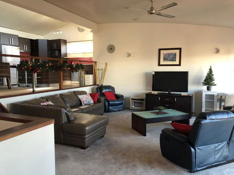 Gippsland 119A - Port Augusta Accommodation 6