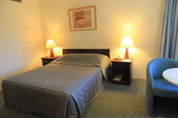 Charbonnier - Port Augusta Accommodation 2