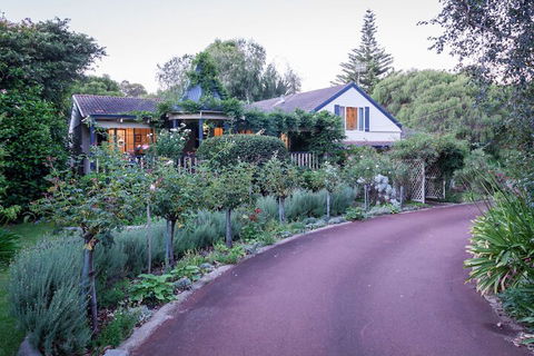 Rosewood Guesthouse - Port Augusta Accommodation 1
