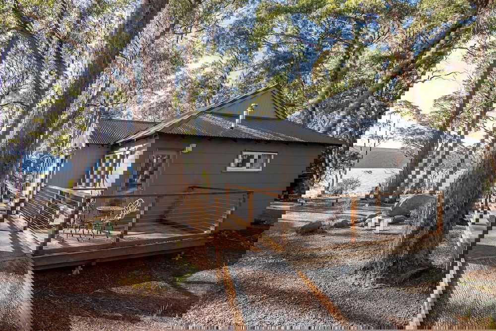 Derwent Bridge TAS Port Augusta Accommodation