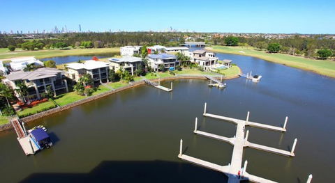 Signature Waterfront Apartments - Port Augusta Accommodation 2