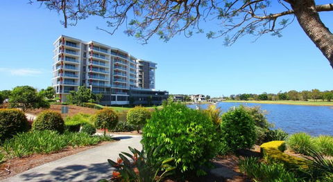 Signature Waterfront Apartments - Port Augusta Accommodation 1