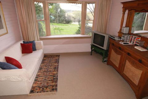 Hermitage Cottage - Port Augusta Accommodation 7
