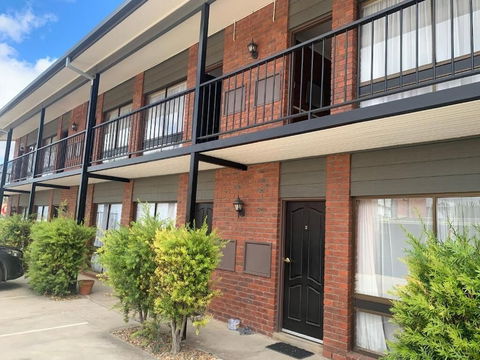 Ploughmans Motor Inn - Port Augusta Accommodation 0