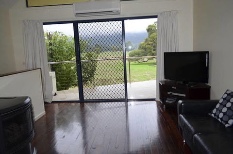 Halls Gap Escape - Port Augusta Accommodation 1