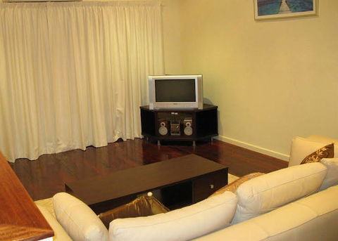 Halls Gap Escape - Port Augusta Accommodation 5