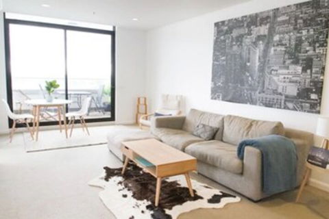 Modern 2 Bedroom Apartment In Melbournes Northcote - Port Augusta Accommodation 1